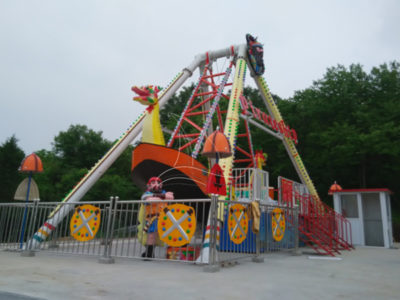 Dragon pirate ship Park rides