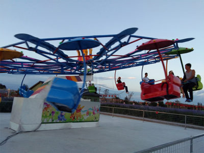 Double Flying Amusement Park Ride