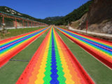 Site selection requirements for laying the rainbow slide ride